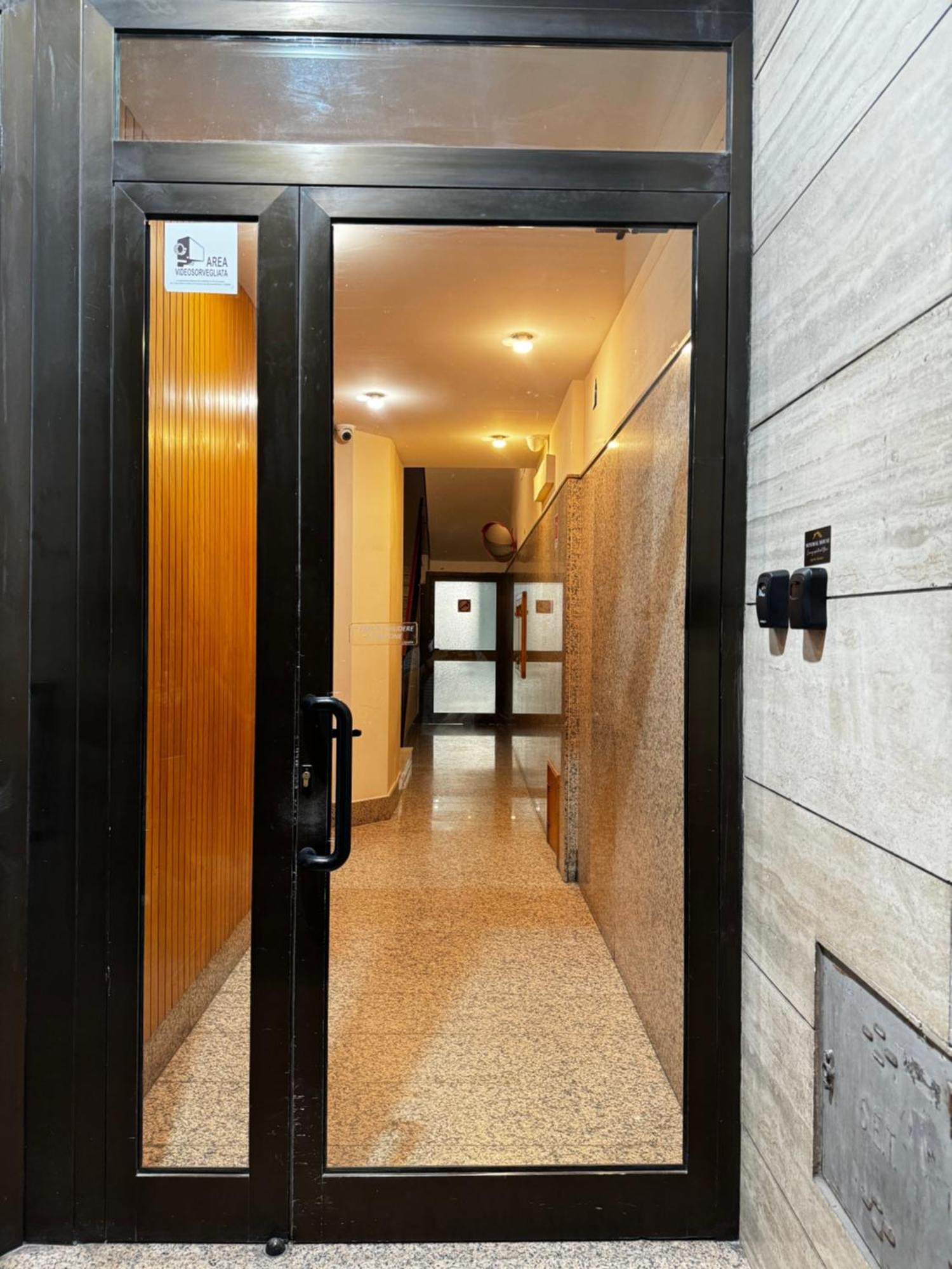 Luxury Apartment - Suite Cavour 바리 외부 사진