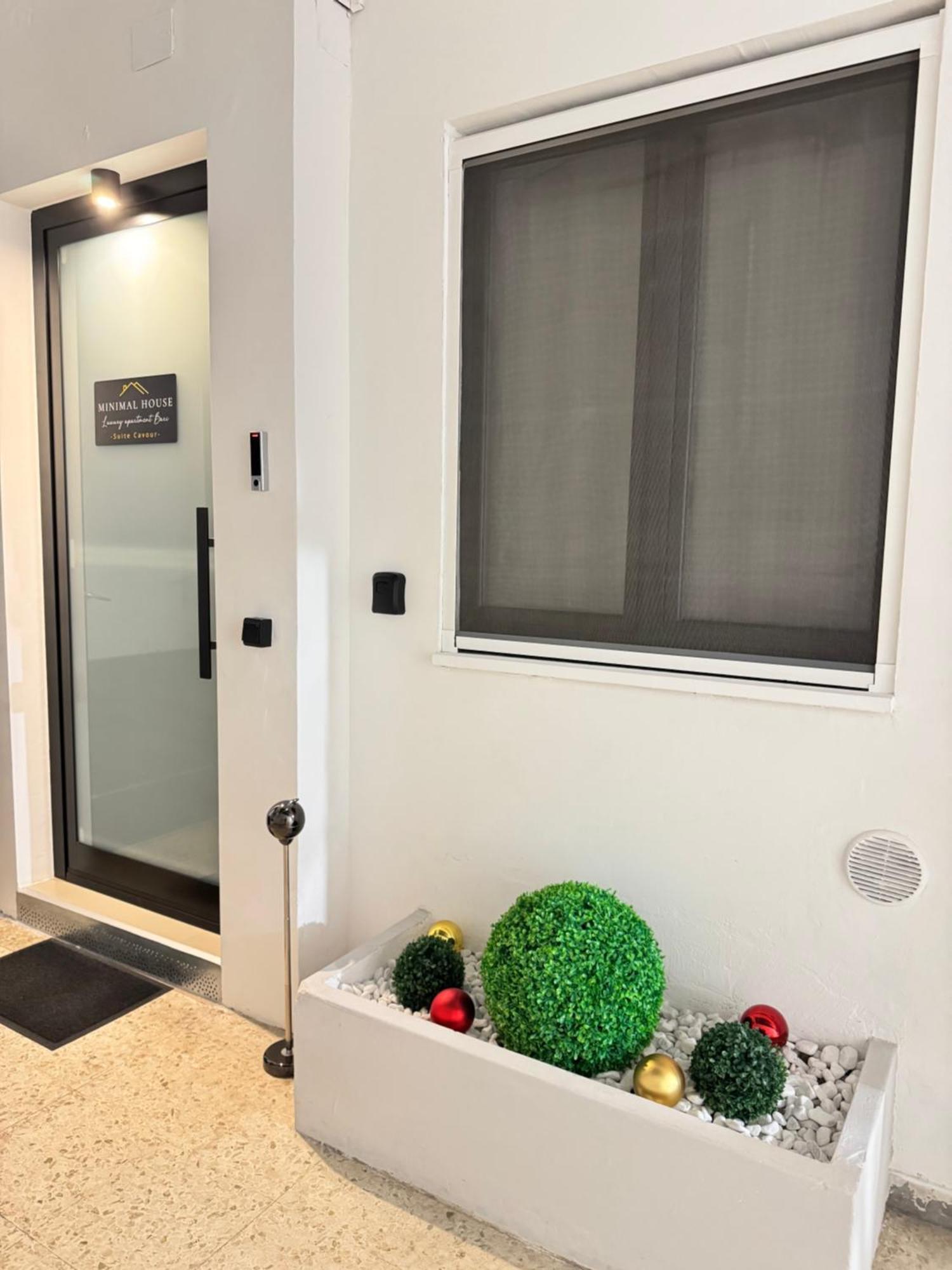 Luxury Apartment - Suite Cavour 바리 외부 사진