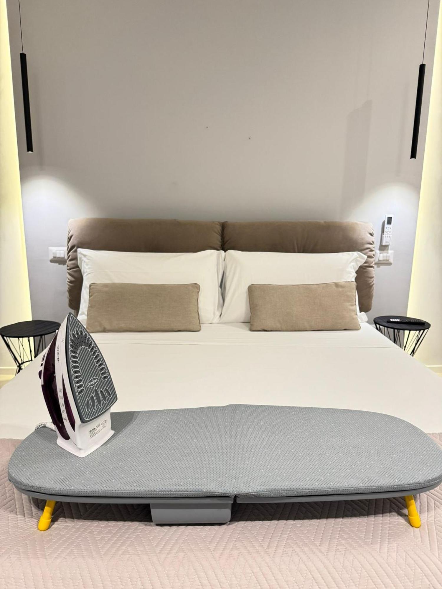 Luxury Apartment - Suite Cavour 바리 외부 사진